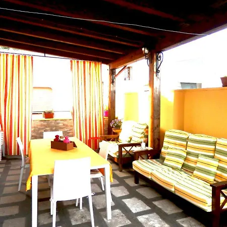 Casa Terrazzata In Centro Tricase