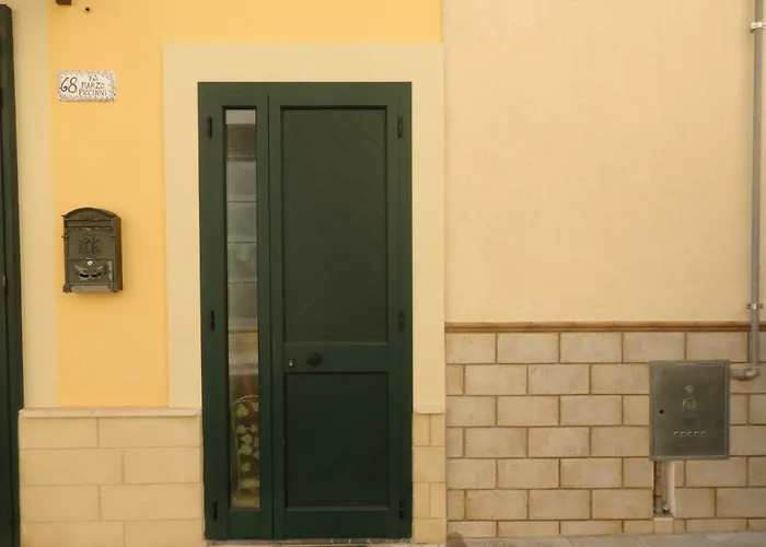 Casa Terrazzata In Centro 펜션 트리카세